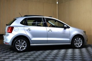 Thumbnail Mobil 9