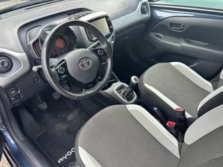 Thumbnail Mobil 4