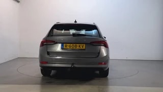 Thumbnail Mobil 10