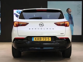 Thumbnail Mobil 8