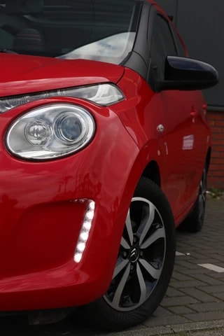 Thumbnail Mobil 2