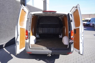 Thumbnail Mobil 6