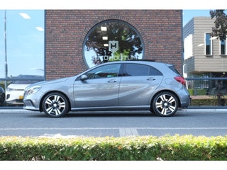 Thumbnail Mobil 4