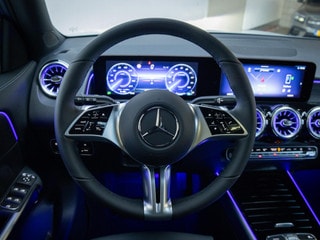 Thumbnail Mobil 9