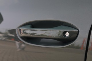 Thumbnail Mobil 9
