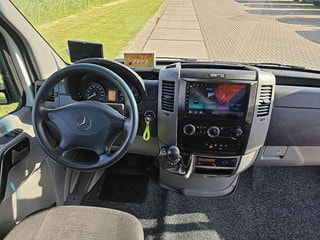 Thumbnail Mobil 8