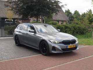 Thumbnail Mobil 4