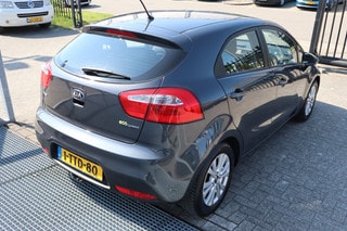 Thumbnail Mobil 9