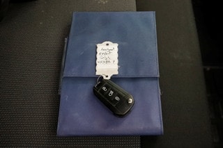 Thumbnail Mobil 8