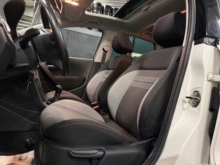 Thumbnail Mobil 6