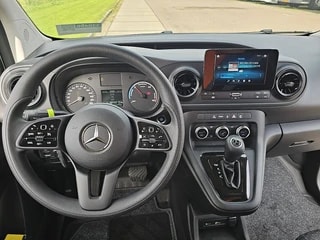 Thumbnail Mobil 8