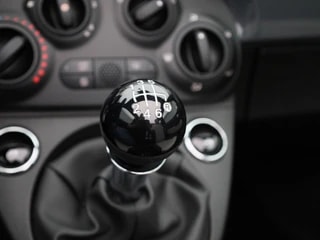 Thumbnail Mobil 10