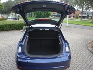 Thumbnail Mobil 8