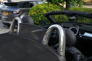 Thumbnail Mobil 6