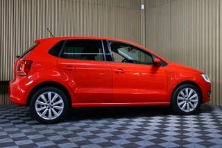 Thumbnail Mobil 6