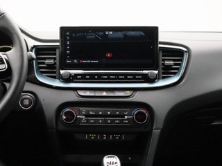 Thumbnail Mobil 9