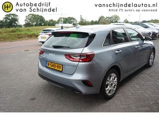 Thumbnail Mobil 4