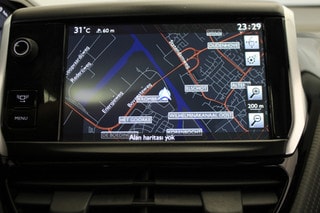 Thumbnail Mobil 4