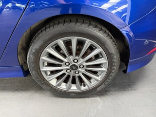 Thumbnail Mobil 6