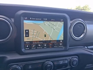 Thumbnail Mobil 8