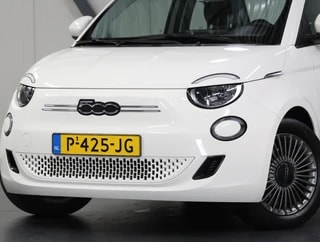 Thumbnail Mobil 6