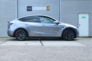 Thumbnail Mobil 8