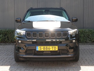 Thumbnail Mobil 2