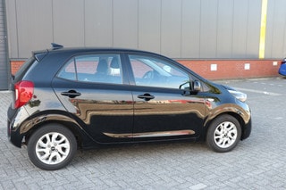 Thumbnail Mobil 5
