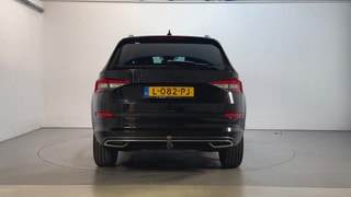 Thumbnail Mobil 6