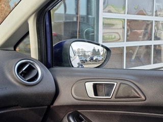 Thumbnail Mobil 9