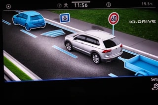 Thumbnail Mobil 9
