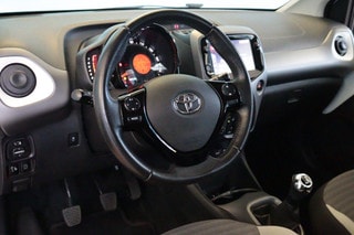 Thumbnail Mobil 4