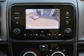 Thumbnail Mobil 6