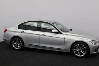 Thumbnail Mobil 10