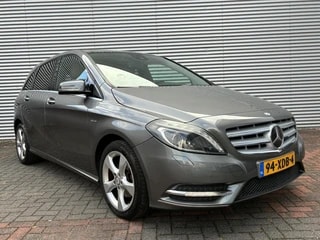 Thumbnail Mobil 6