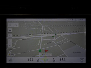 Thumbnail Mobil 8