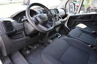 Thumbnail Mobil 4