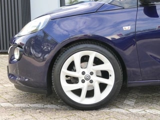 Thumbnail Mobil 6