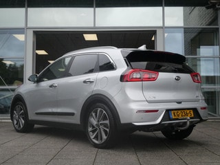 Thumbnail Mobil 6