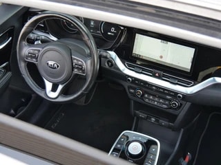 Thumbnail Mobil 8