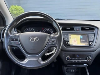 Thumbnail Mobil 3