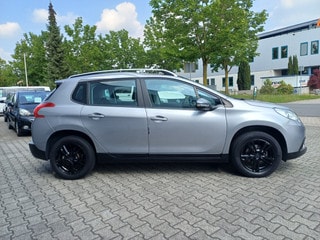 Thumbnail Mobil 8