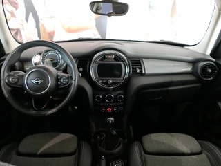 Thumbnail Mobil 9