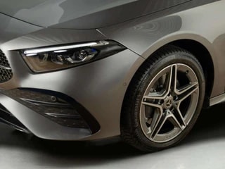 Thumbnail Mobil 6