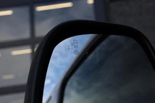 Thumbnail Mobil 10