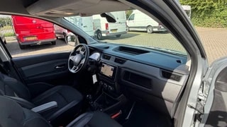 Thumbnail Mobil 7