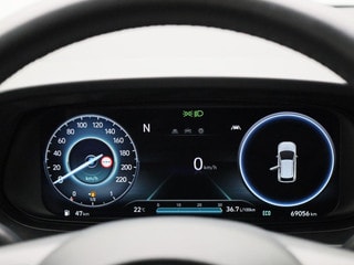 Thumbnail Mobil 8