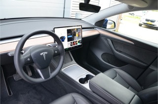 Thumbnail Mobil 10