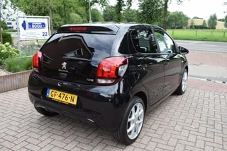 Thumbnail Mobil 4