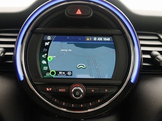 Thumbnail Mobil 9